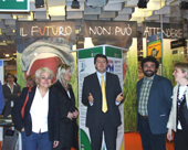 L'assessore Monciatti e il Presidente Renzi nello stand della Provincia a Terra Futura